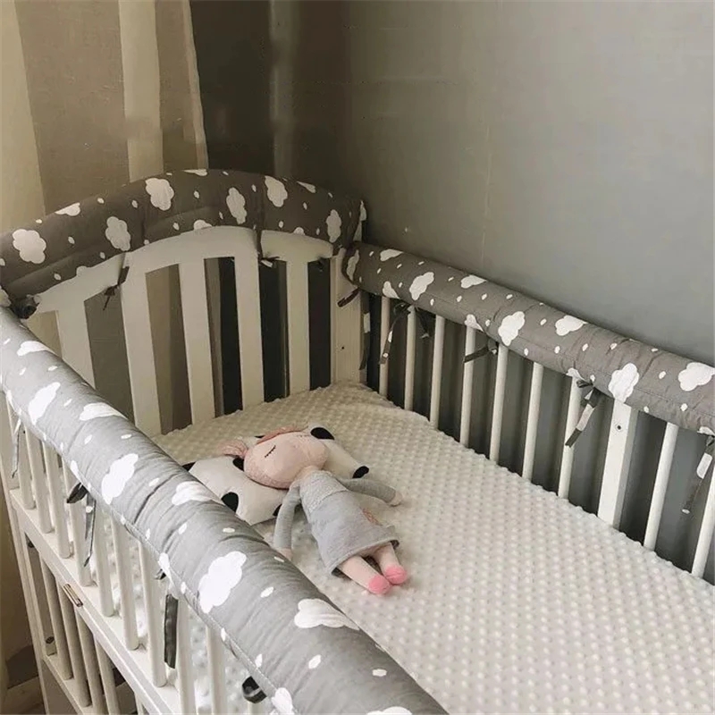 Baby Nursery Glider - เตียงเด็กกันการชนกันของการ์ตูนขอบห่อนุ่มผ้าฝ้ายที่มีคุณภาพสูงเด็กหญิงเด็กชายเตียงเด็กอเนกประสงค์
